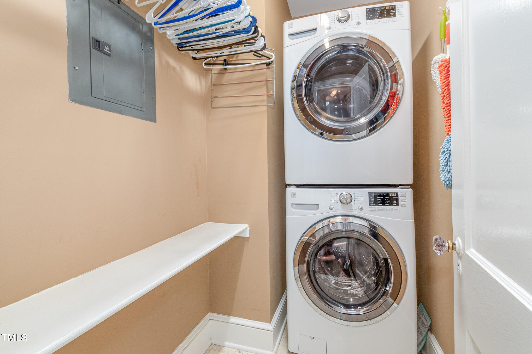 2711 Everett Avenue Raleigh, NC 27607 - Photo 33 of 99 034_dsc_8733-edit_437