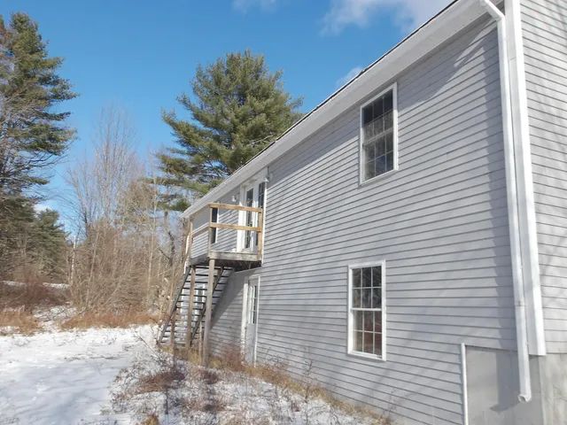 $189,950 | 824 Ridge Road, Windsor, ME 04363