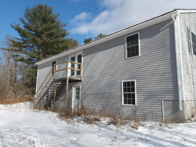 $189,950 | 824 Ridge Road, Windsor, ME 04363