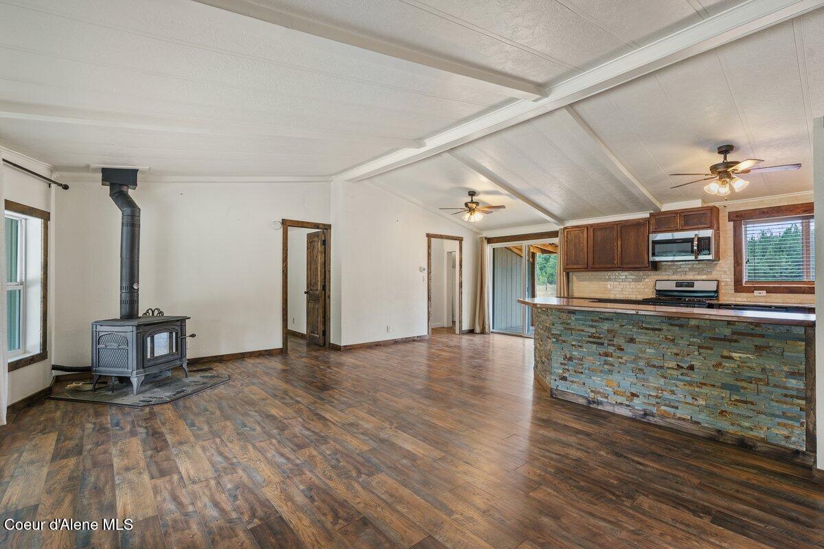 27453 North Ramsey Road Athol, ID 83801 - Photo 14 of 53 Living Room (2)