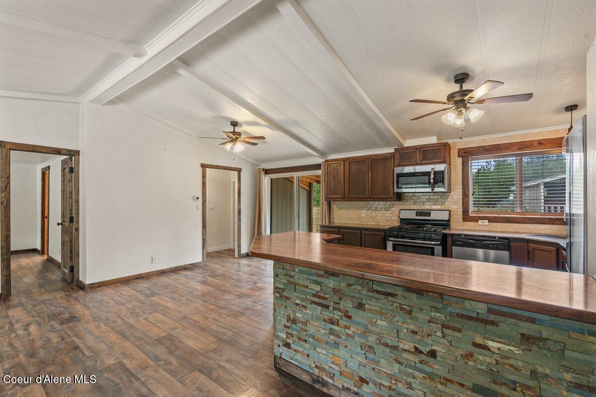 27453 North Ramsey Road Athol, ID 83801 - Photo 17 of 53 Kitchen (2)