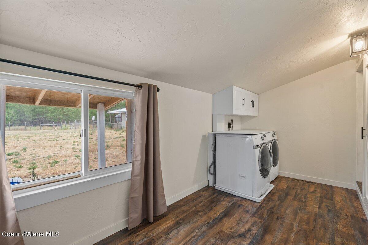 27453 North Ramsey Road Athol, ID 83801 - Photo 35 of 53 Laundry 2