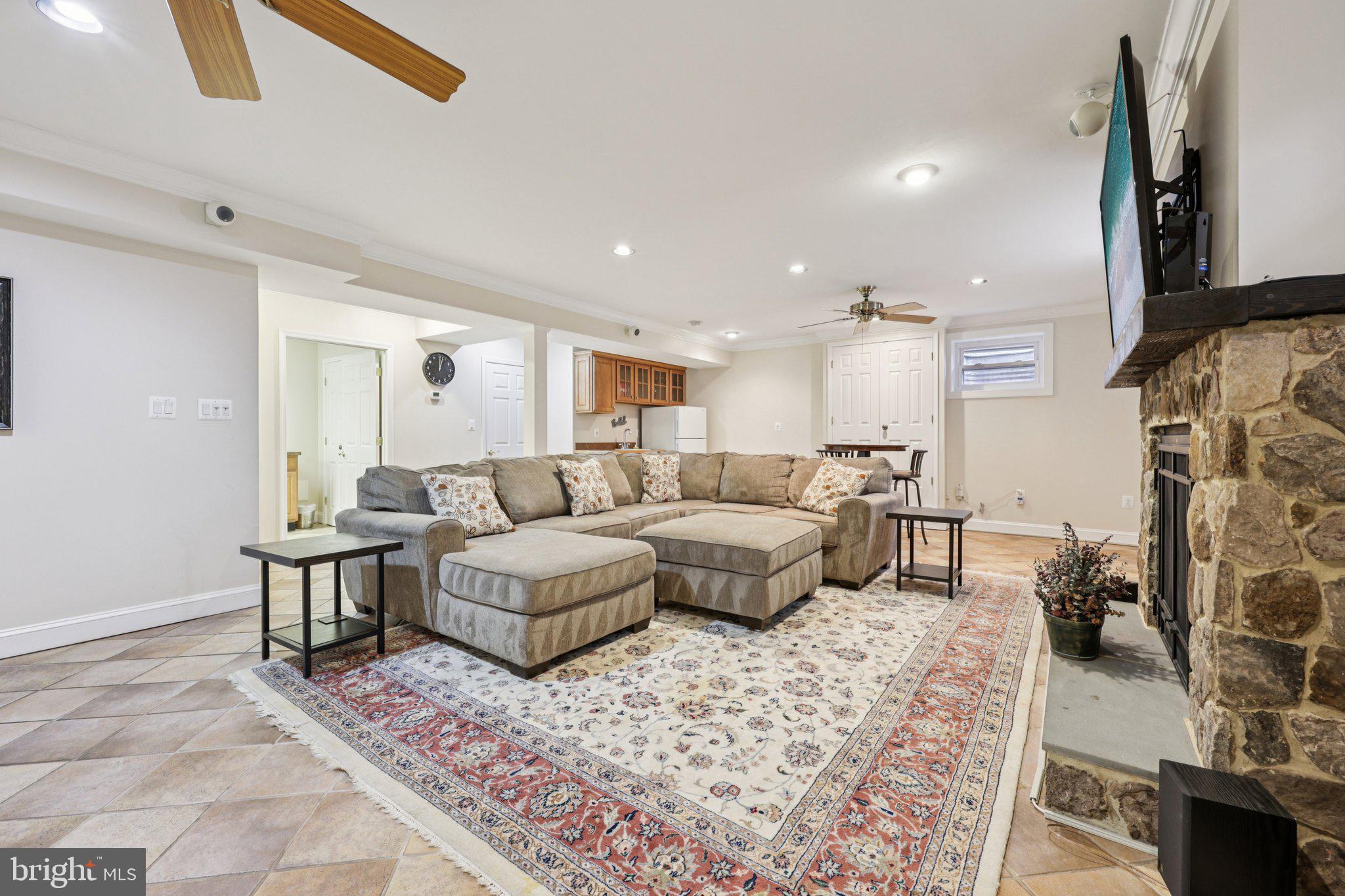 3704 Pleasant Ridge Road Annandale, VA 22003 - Photo 44 of 75