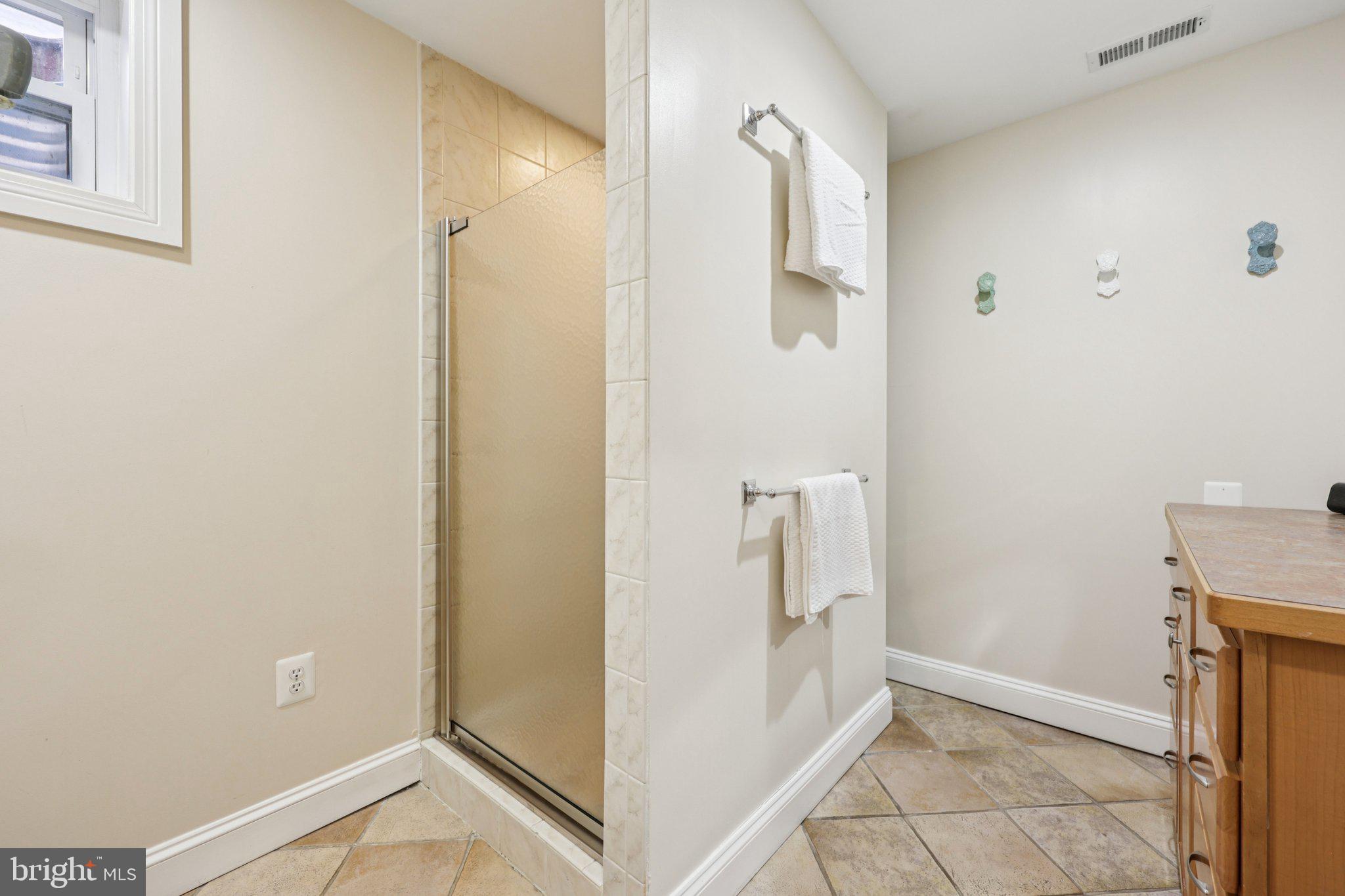 3704 Pleasant Ridge Road Annandale, VA 22003 - Photo 54 of 75