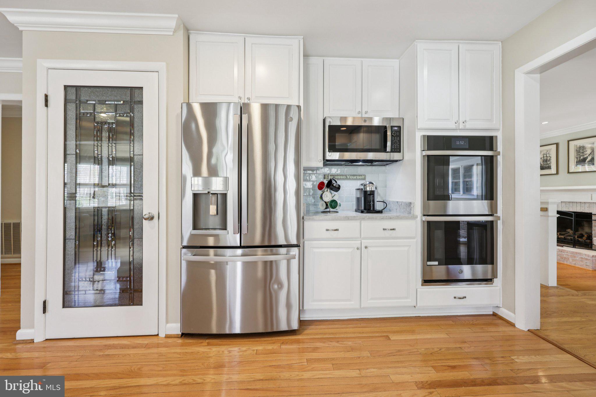 3704 Pleasant Ridge Road Annandale, VA 22003 - Photo 9 of 75