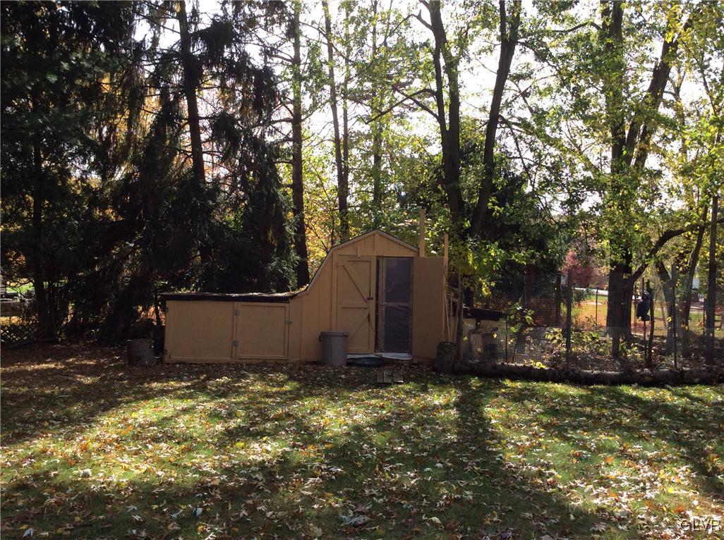 2702 Brunner Road Emmaus, PA 18049 - Photo 25 of 28 Gallery Image 25