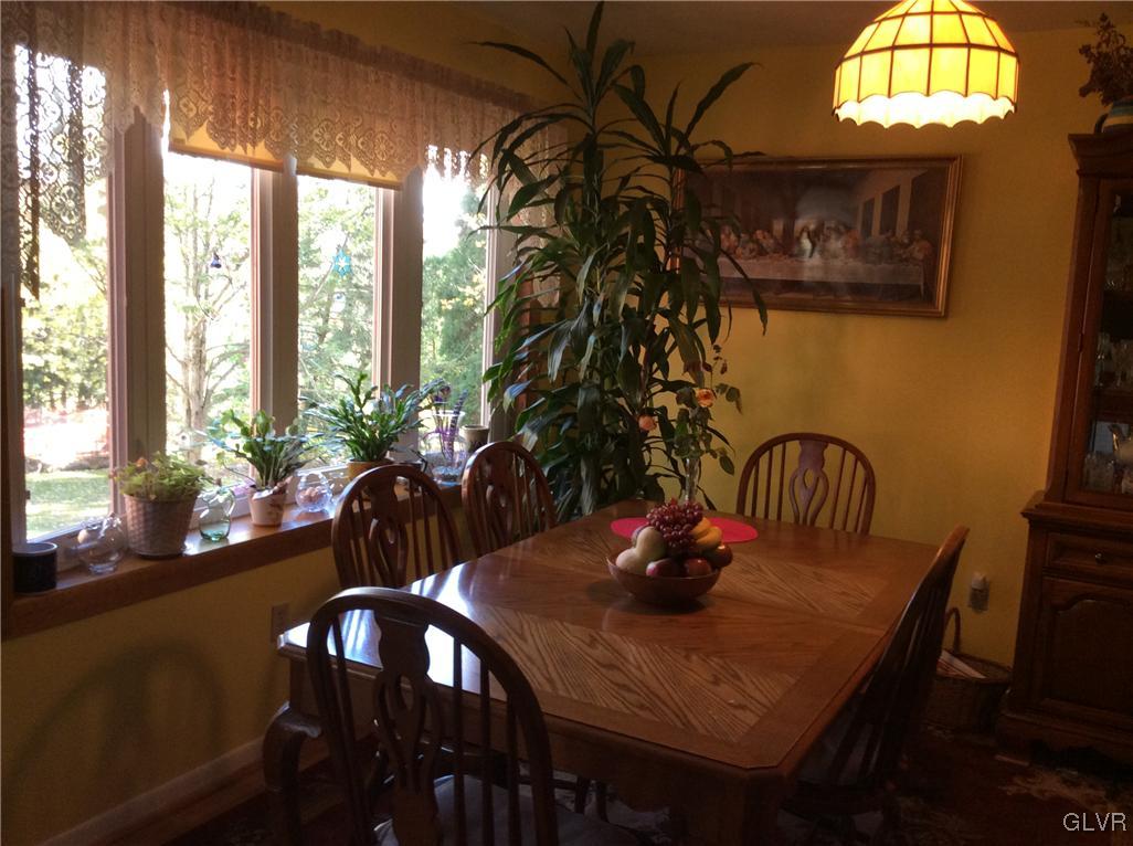 2702 Brunner Road Emmaus, PA 18049 - Photo 5 of 28 Dining Area - New Bay Window