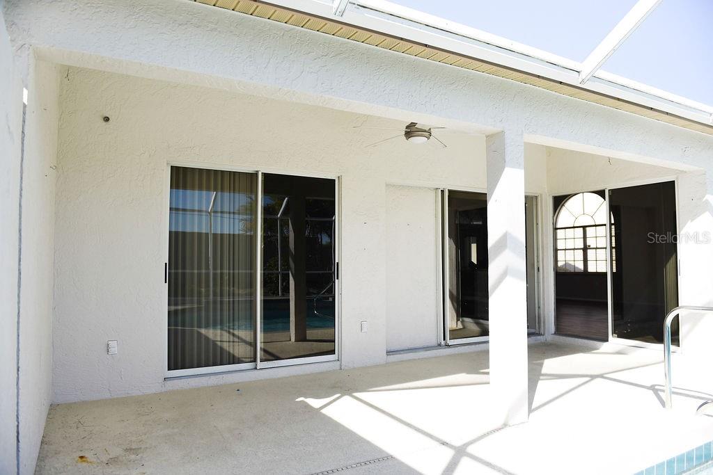 4819 West Raintree Bradenton, FL 34203 - Photo 13 of 37 a view of front door