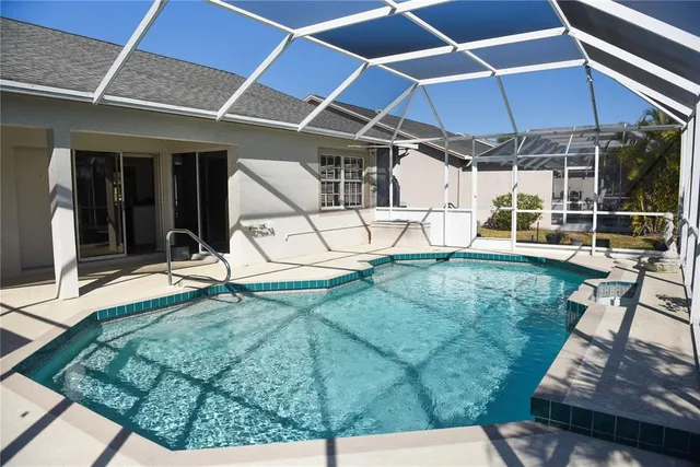 $359,900 | 4819 West Raintree, Bradenton, FL 34203