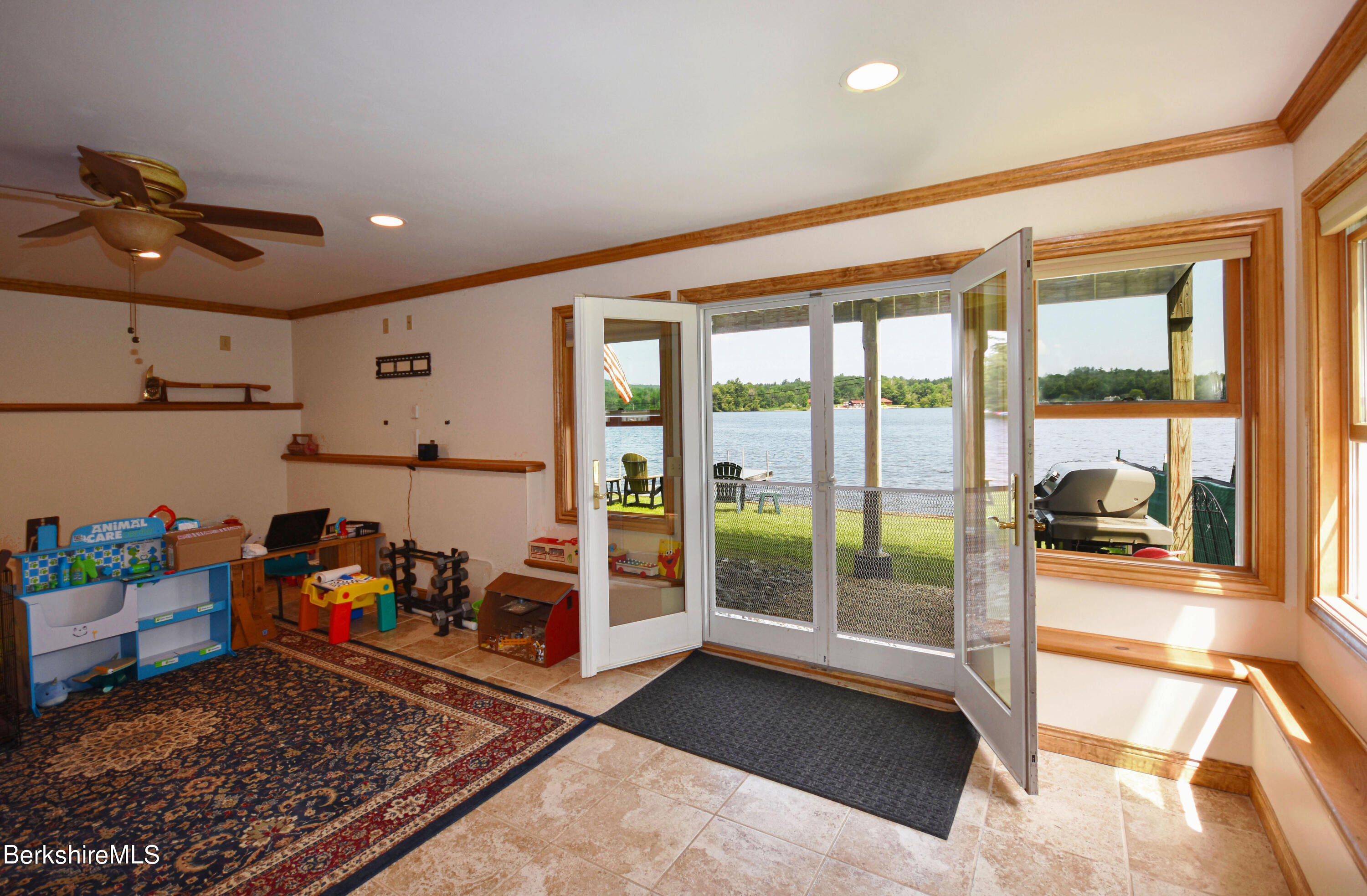 153 Shore Road Hinsdale, MA 01235 - Photo 40 of 55 Family Room