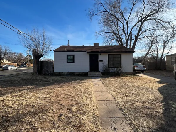 $975 | 3403 31st Street, Lubbock, TX 79410