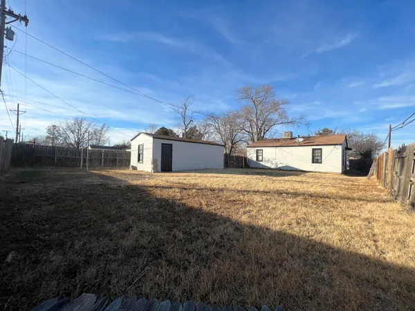 $975 | 3403 31st Street, Lubbock, TX 79410