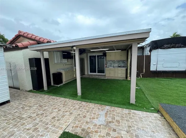 $3,700 | 19314 Southwest 121st Court, Miami, FL 33177