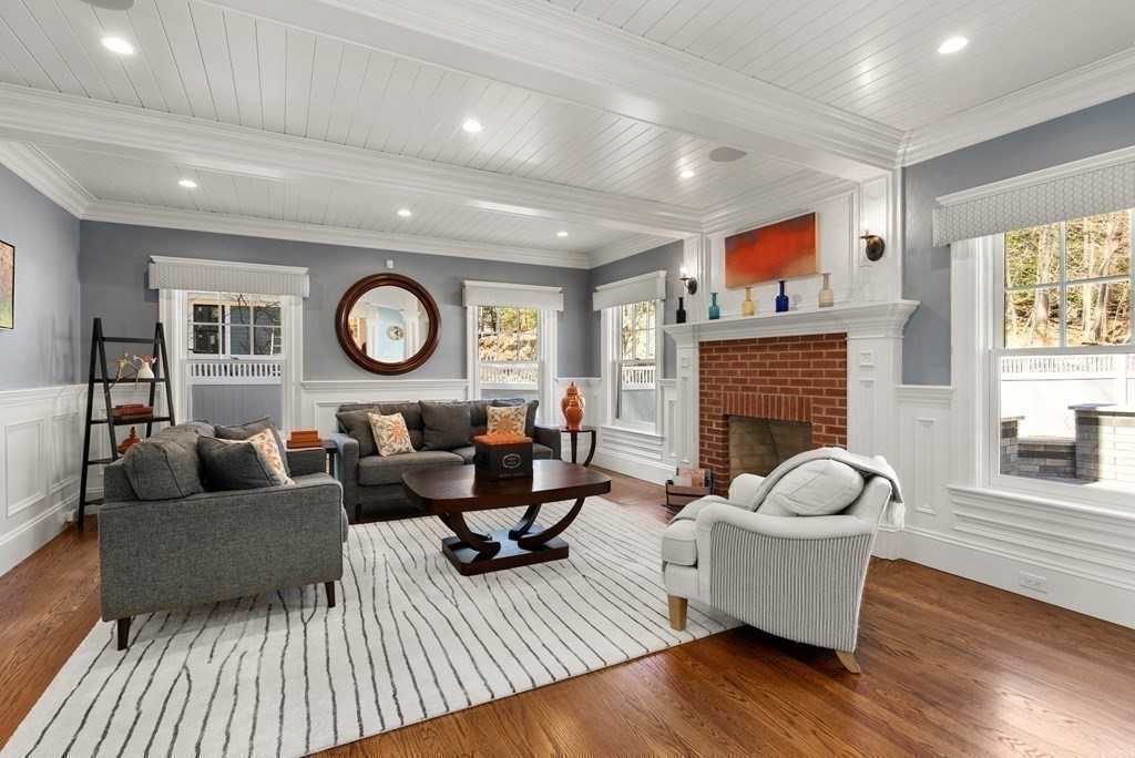 17 Sturbridge Road Wellesley, MA 02481 - Photo 11 of 35