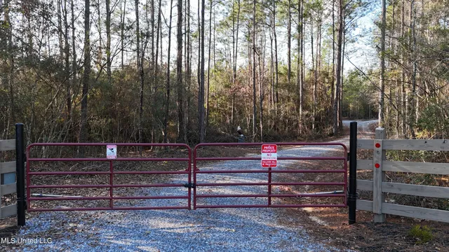 $269,000 | 588 Old Highway 26, Perkinston, MS 39573