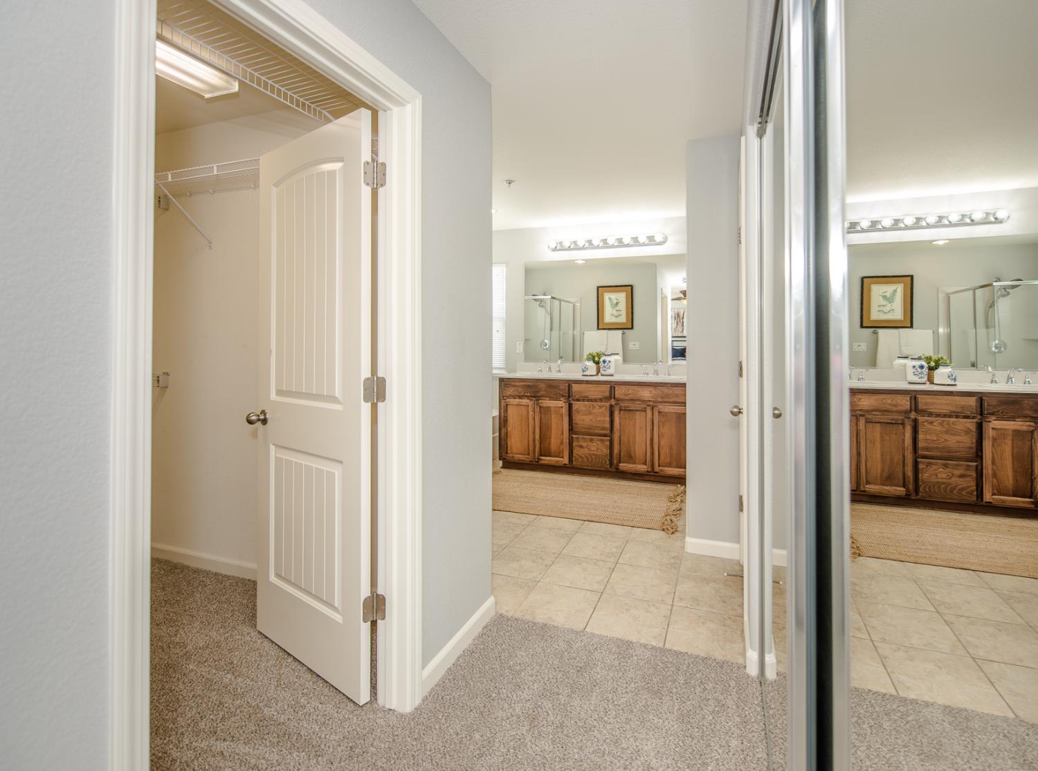 1701 Sandypoint Road West Sacramento, CA 95691 - Photo 35 of 41 a view of a bathroom with a tub and shower