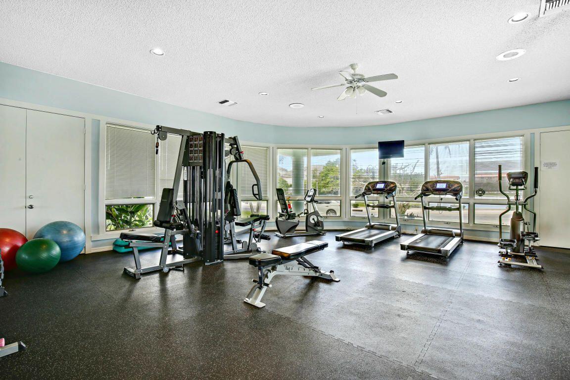 3028 Windward Way Jupiter, FL 33477 - Photo 41 of 48 a view of a room with gym equipment