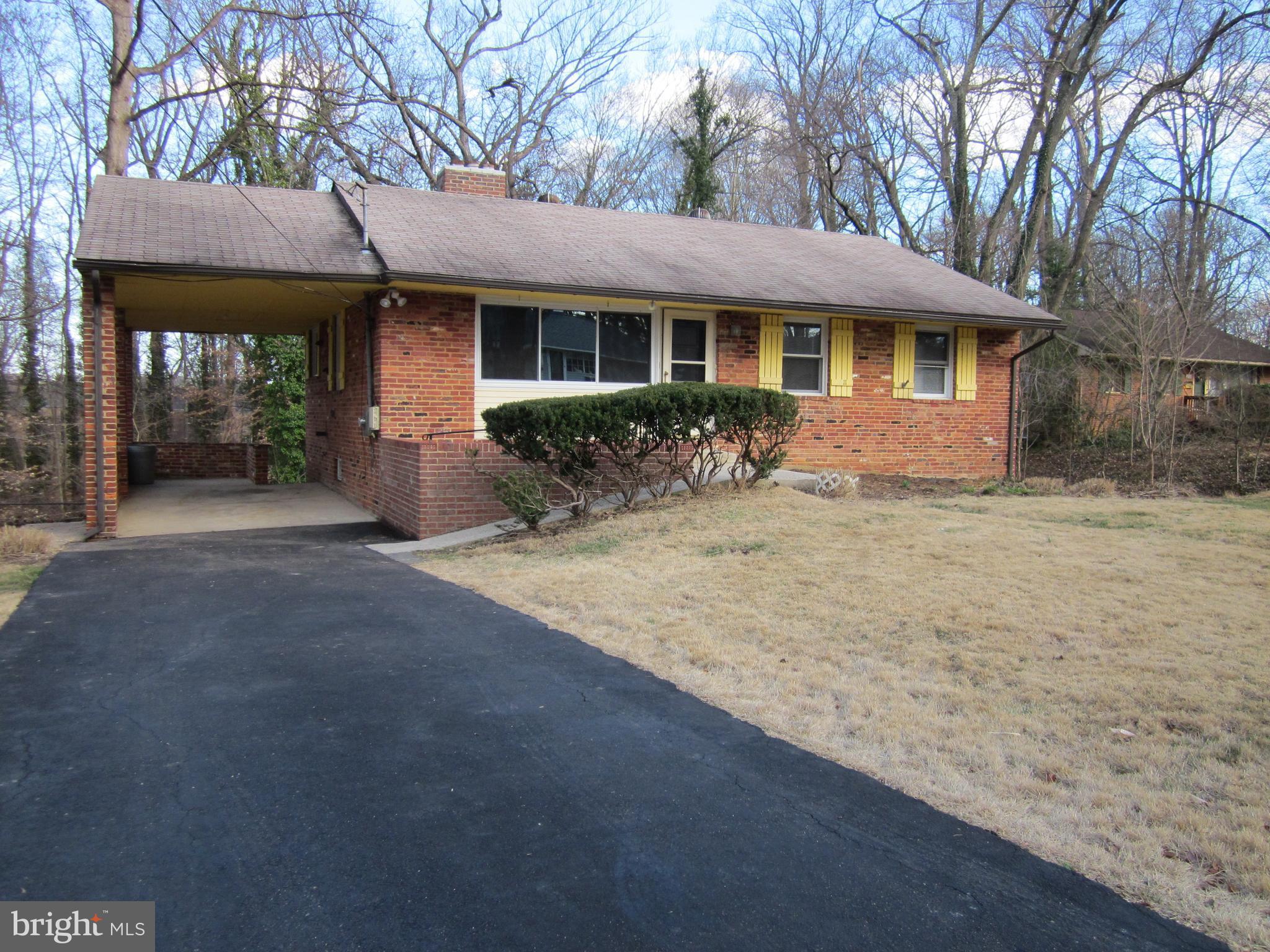 7006 Catlett Street Springfield, VA 22151 - Photo 2 of 30 Exterior (Front)
