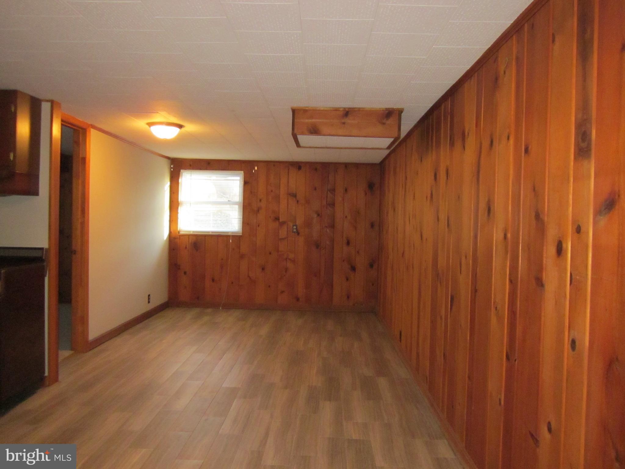 7006 Catlett Street Springfield, VA 22151 - Photo 19 of 30 Family Room