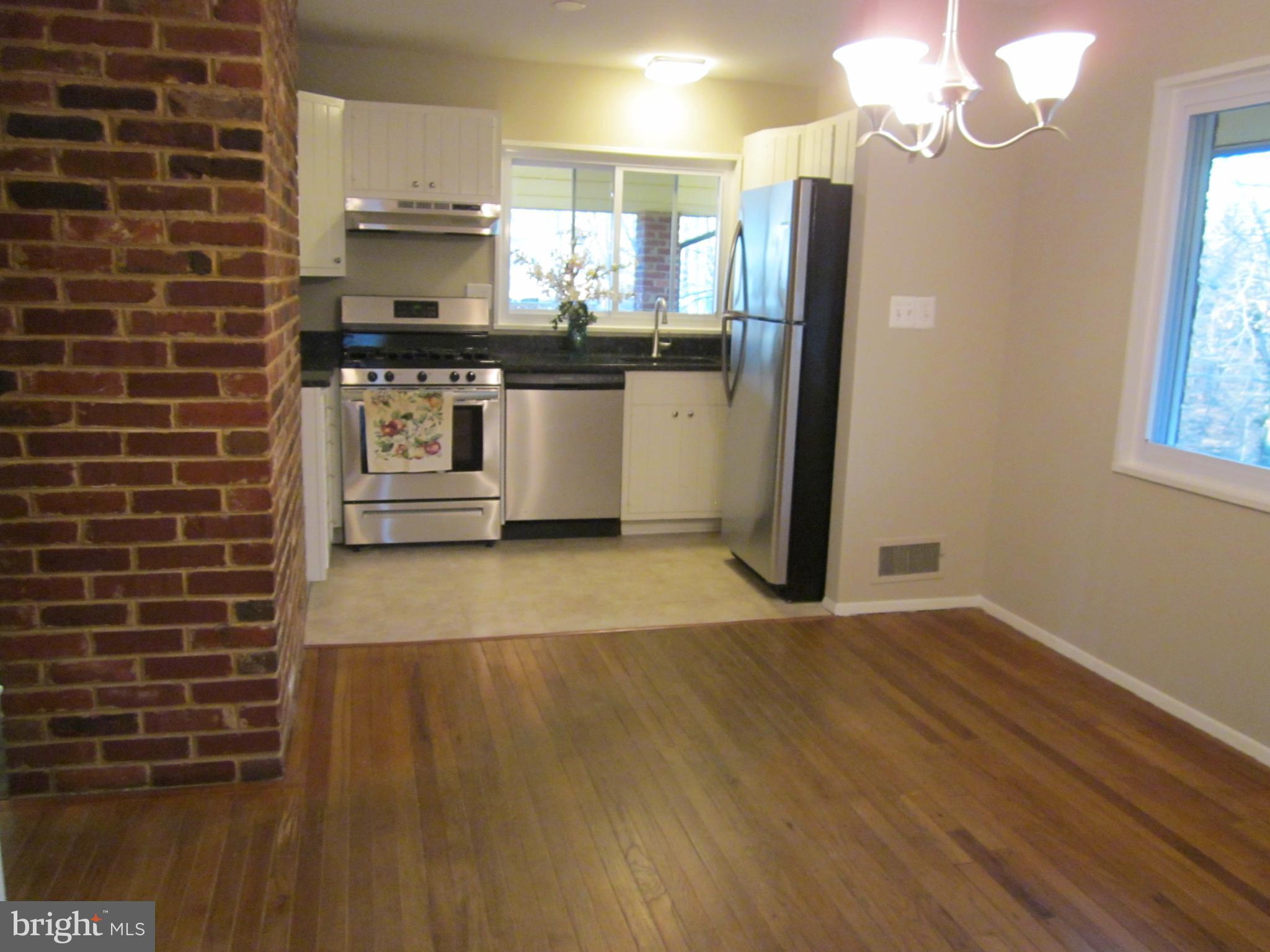 7006 Catlett Street Springfield, VA 22151 - Photo 7 of 30 Dining Room
