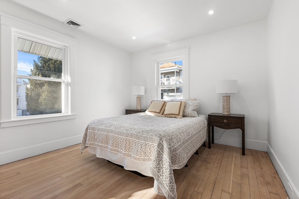 22 Prescott Street, Unit 2 Salem, MA 01970 - Photo 14 of 32