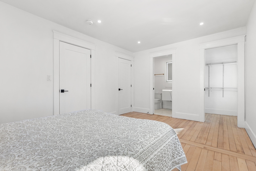 22 Prescott Street, Unit 2 Salem, MA 01970 - Photo 15 of 32