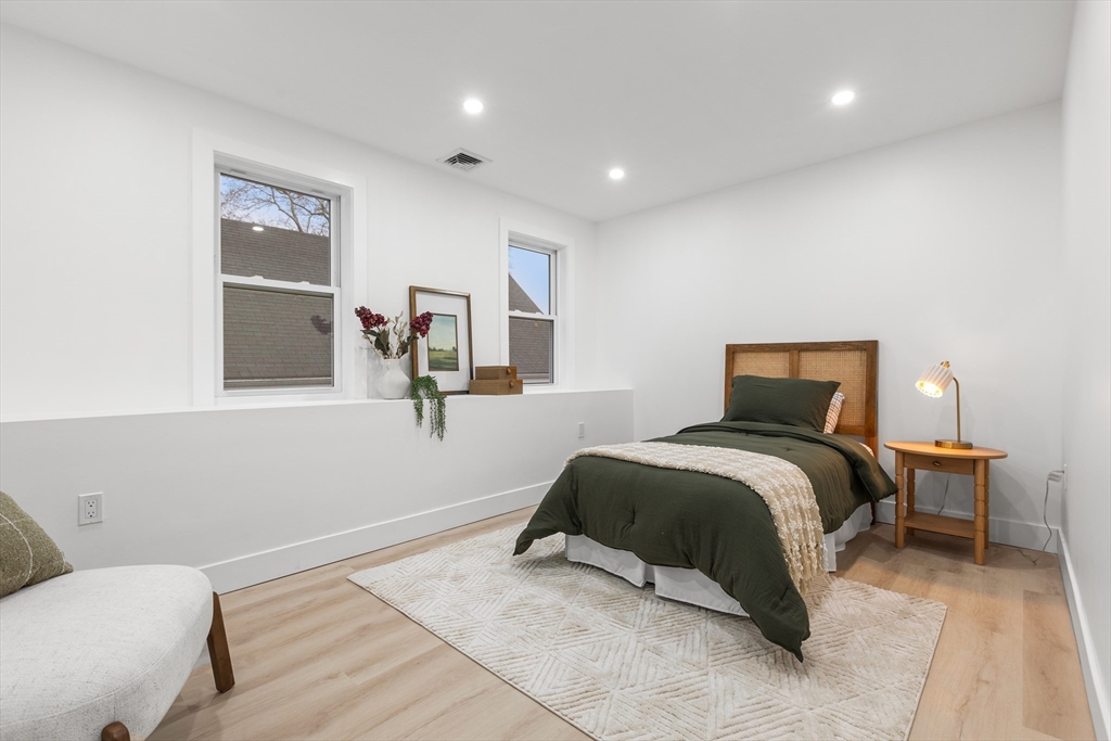22 Prescott Street, Unit 2 Salem, MA 01970 - Photo 17 of 33