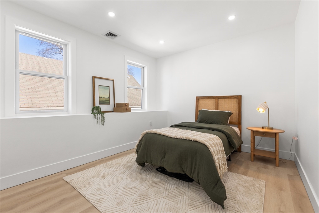 22 Prescott Street, Unit 2 Salem, MA 01970 - Photo 17 of 32