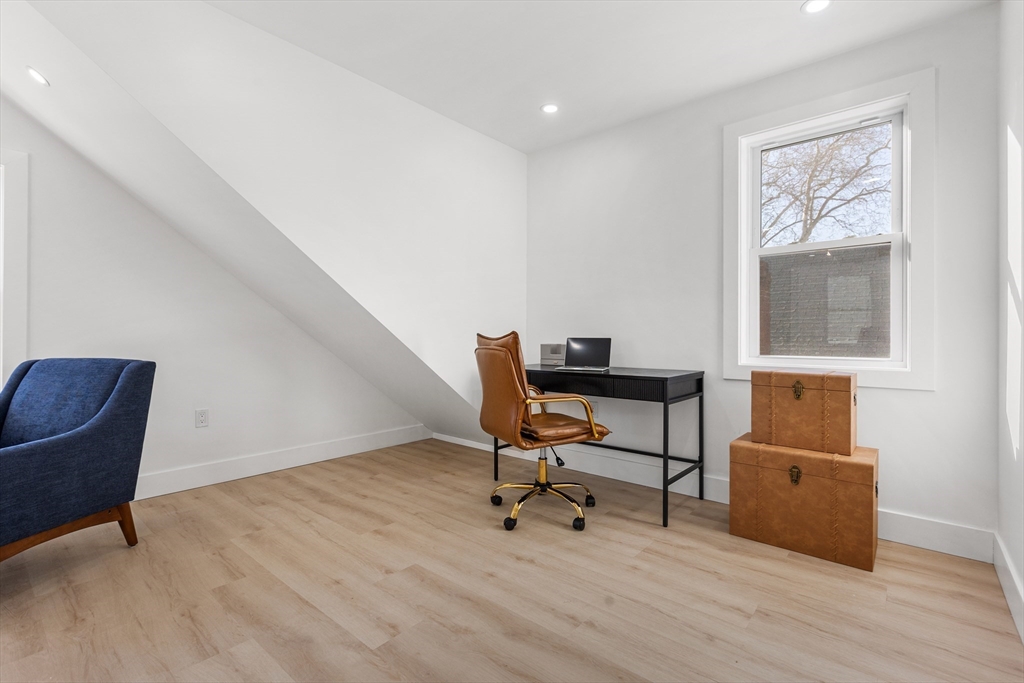 22 Prescott Street, Unit 2 Salem, MA 01970 - Photo 22 of 32