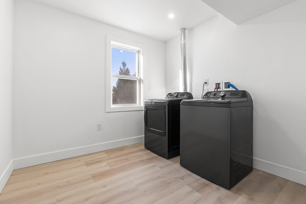 22 Prescott Street, Unit 2 Salem, MA 01970 - Photo 25 of 33