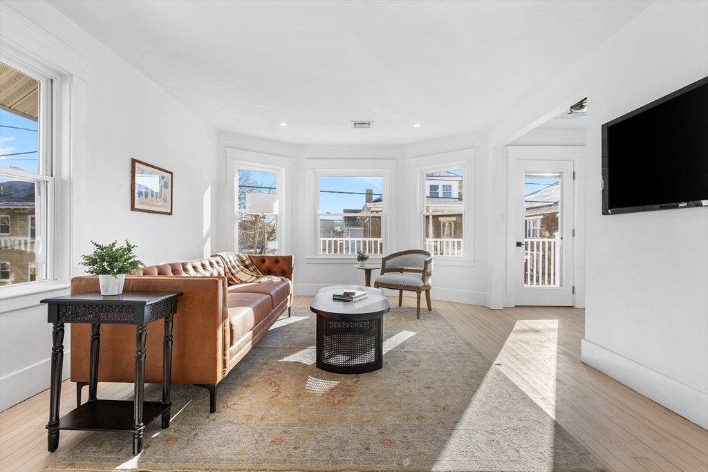 22 Prescott Street, Unit 2 Salem, MA 01970 - Photo 3 of 33