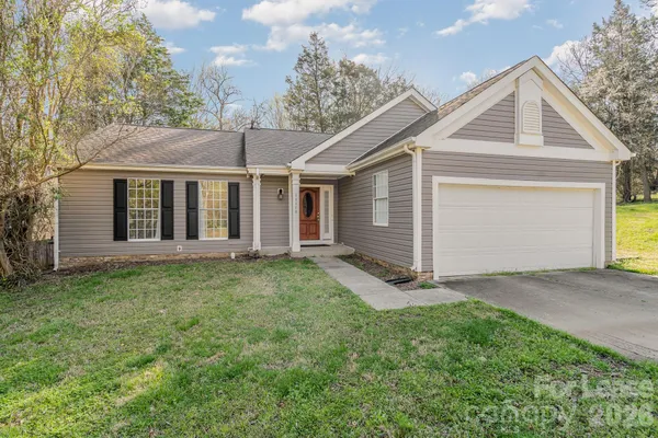 $1,995 | 11100 Deerpath Court, Charlotte, NC 28262