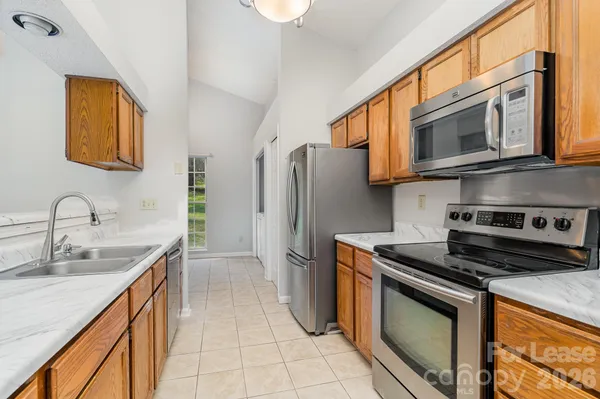 $1,995 | 11100 Deerpath Court, Charlotte, NC 28262