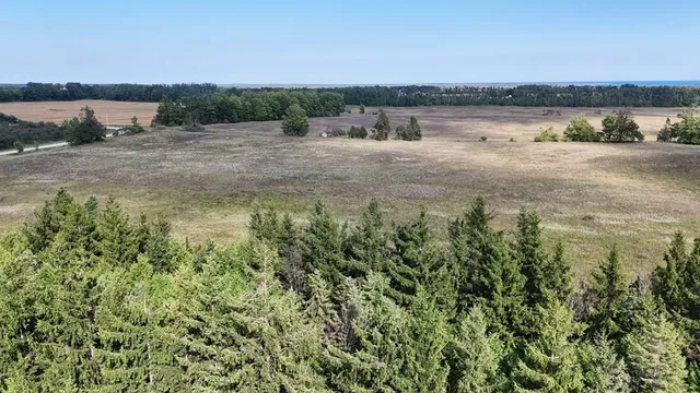 $285,000 | Wildwood Court, Ellison Bay, WI 54210