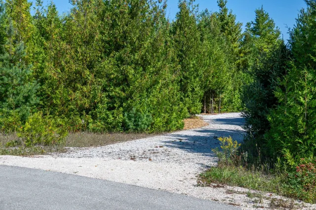 $285,000 | Wildwood Court, Ellison Bay, WI 54210