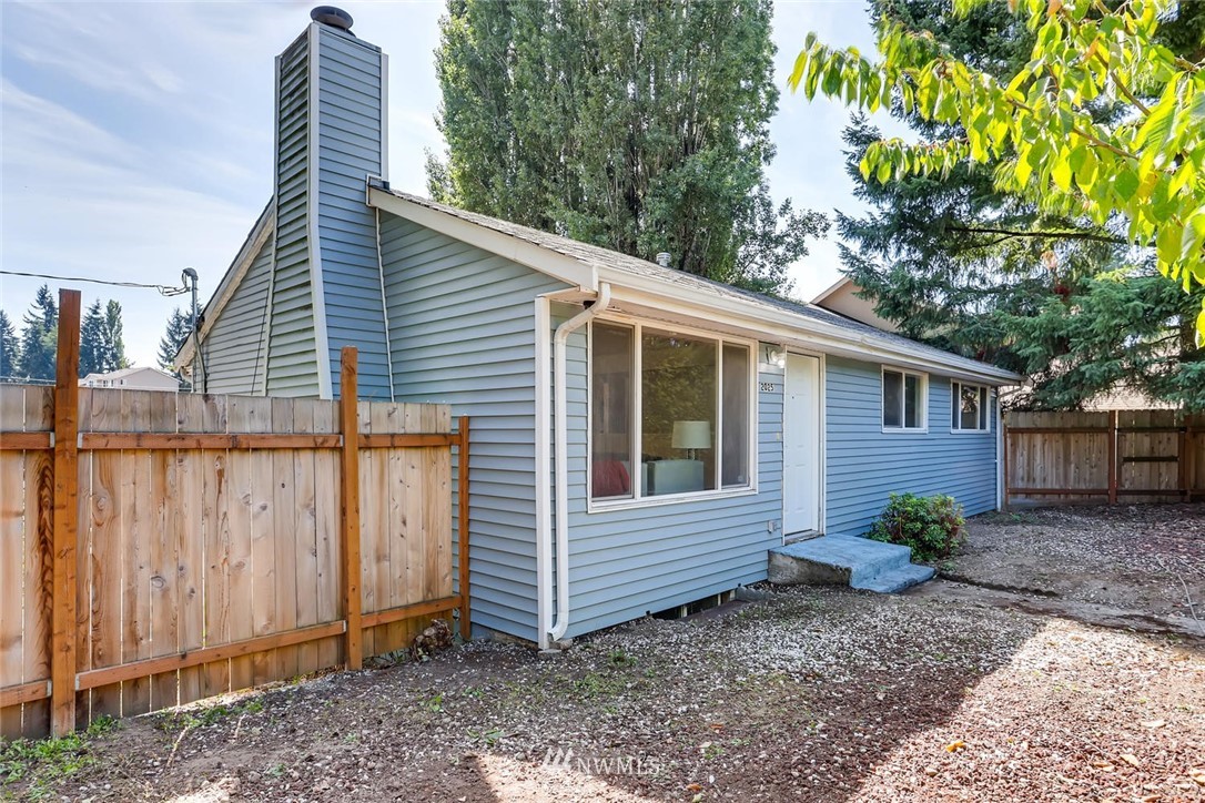2025 Northeast 27th Street Renton, WA 98056 - Photo 1 of 25