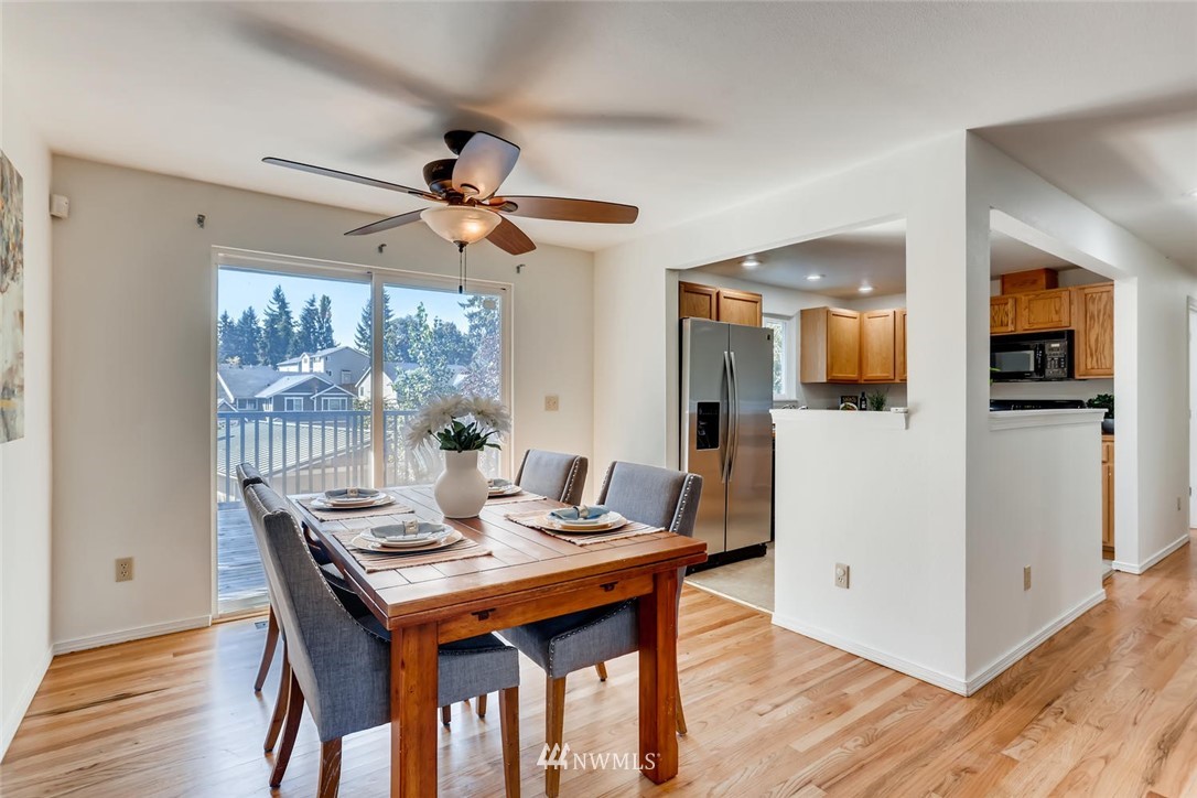 2025 Northeast 27th Street Renton, WA 98056 - Photo 11 of 25