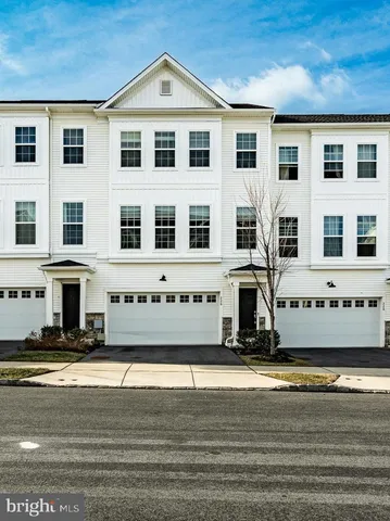 $580,000 | 226 Red Leaf Lane, Exton, PA 19341