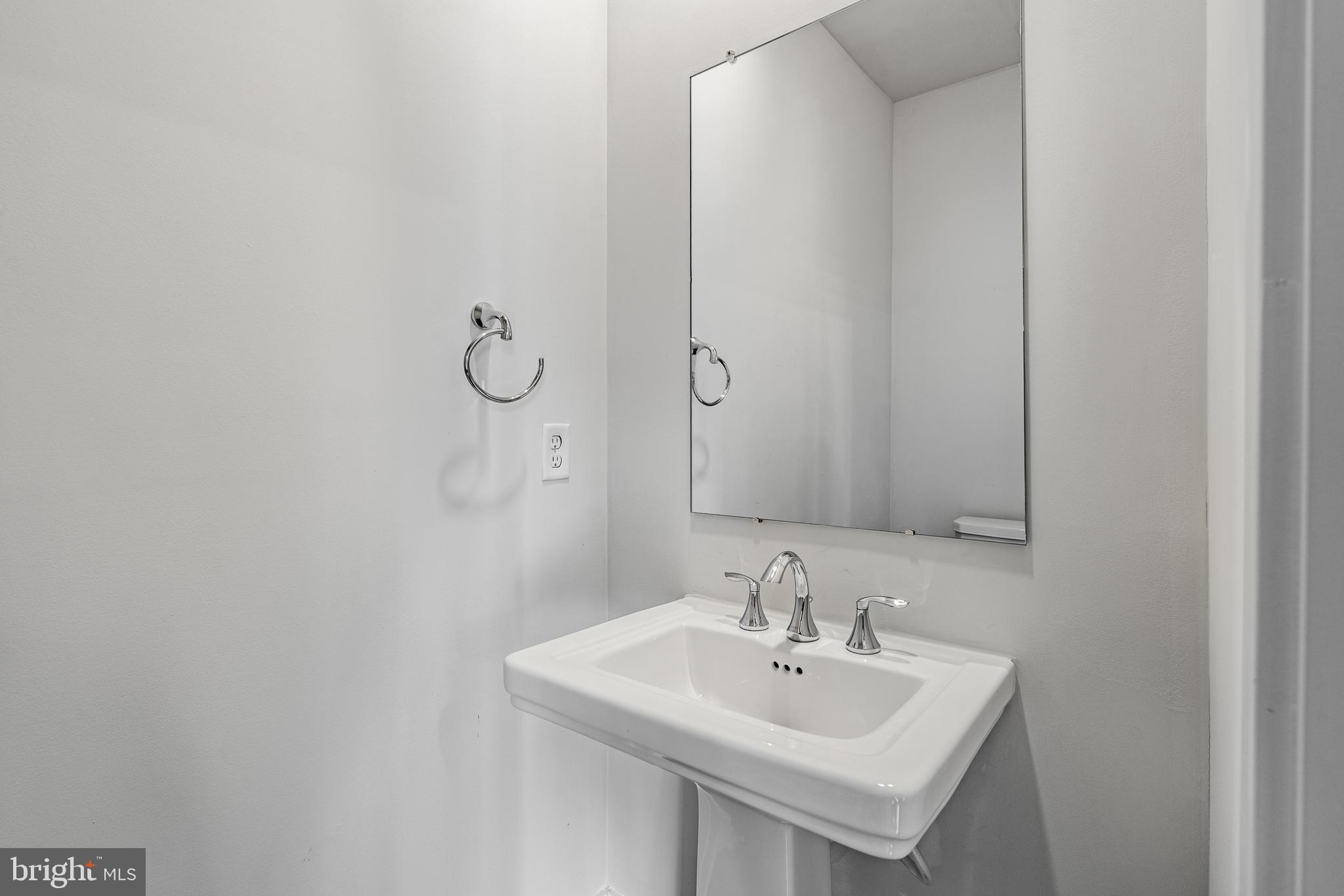 226 Red Leaf Lane Exton, PA 19341 - Photo 13 of 34