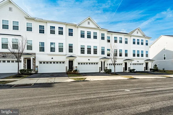 $574,900 | 226 Red Leaf Lane, Exton, PA 19341