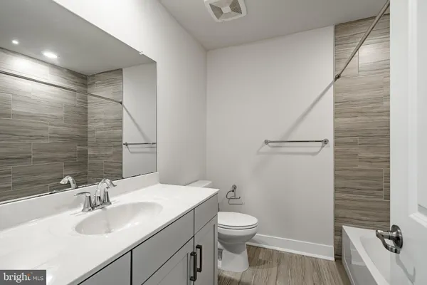 $574,900 | 226 Red Leaf Lane, Exton, PA 19341