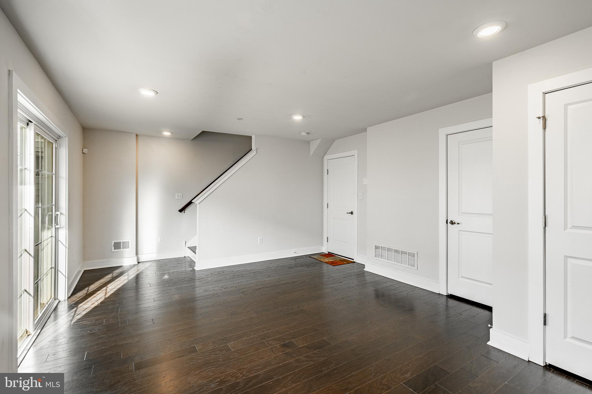 226 Red Leaf Lane Exton, PA 19341 - Photo 4 of 34