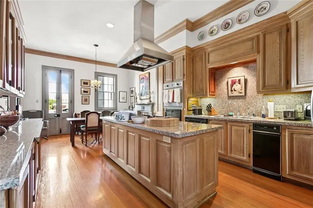 $1,050,000 | 514 Ursulines Avenue, New Orleans, LA 70116