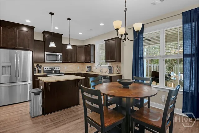 $389,900 | 181 Laguna Way, Savannah, GA 31405