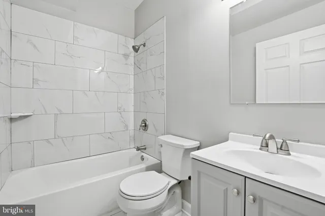 $1,999 | 9212 Azure Court, Unit 102, Manassas, VA 20110