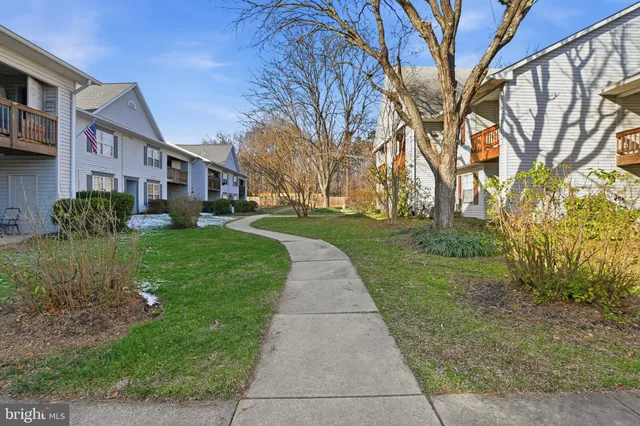 $1,999 | 9212 Azure Court, Unit 102, Manassas, VA 20110