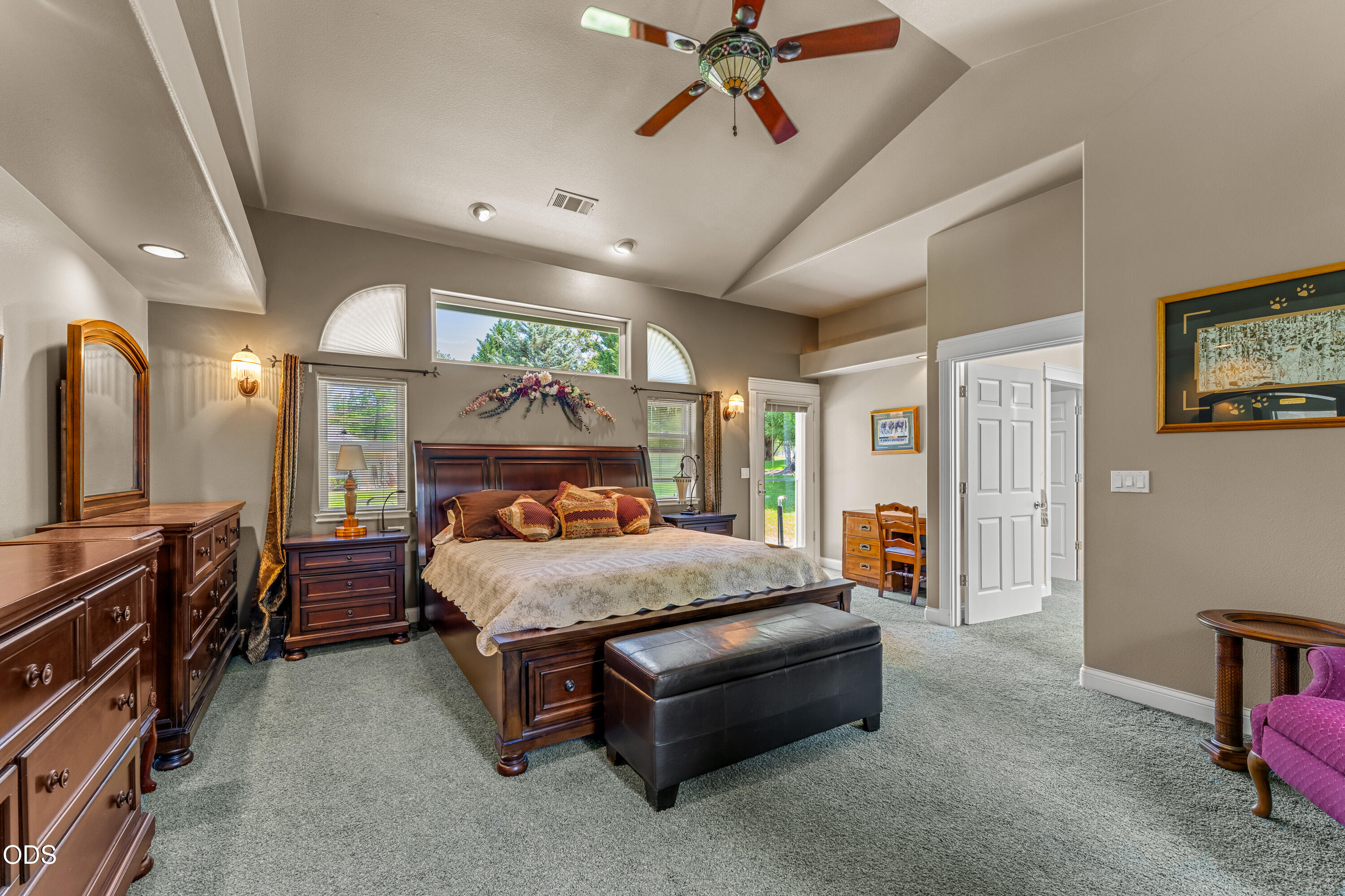 155 Kingsgate Way Grants Pass, OR 97527 - Photo 23 of 53