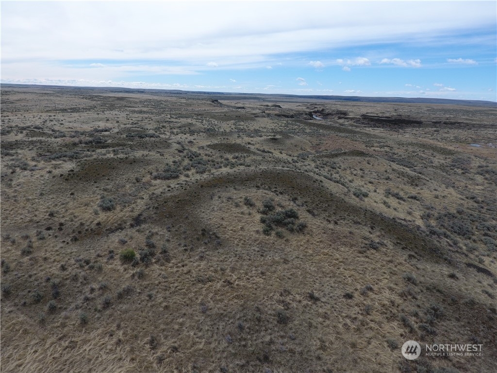 32761 Northeast K Road Coulee City, WA 99115 - Photo 15 of 27 a view of an ocean beach