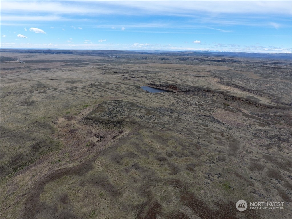 32761 Northeast K Road Coulee City, WA 99115 - Photo 17 of 27 a view of an ocean beach