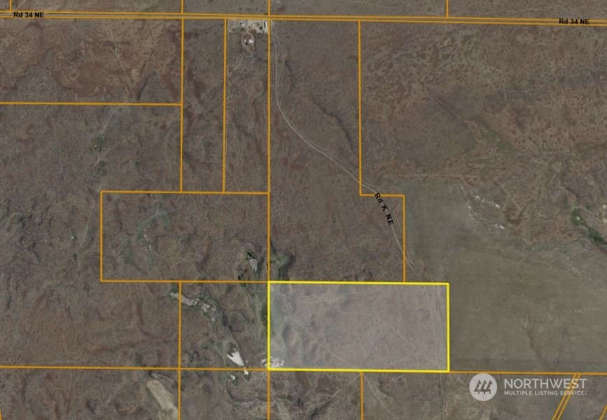 32761 Northeast K Road Coulee City, WA 99115 - Photo 18 of 27 a bathroom with a shower